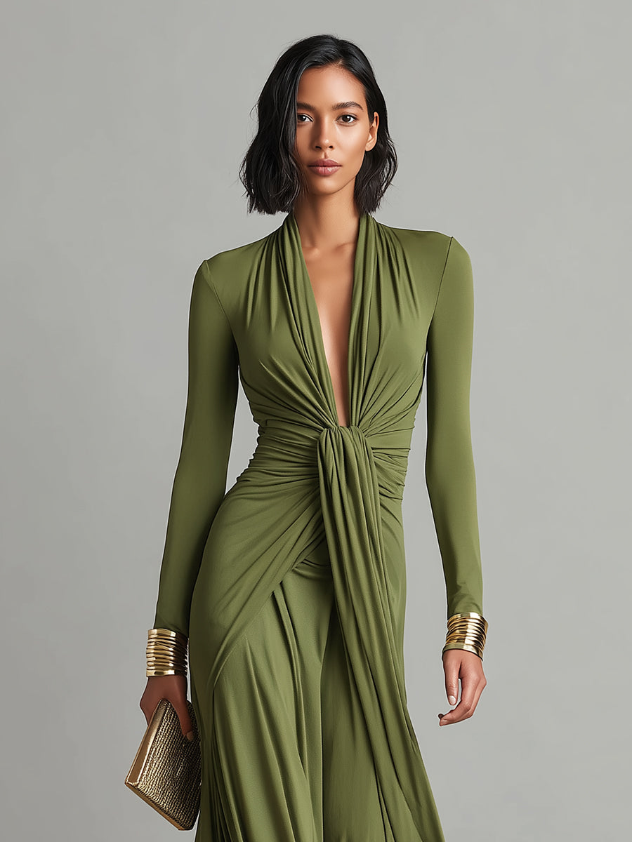 Abito Lungo Verde Oliva in Seta Elastico con Profondo Scollo a V e Dettagli Arricciati, Abito Maxi Glamour