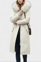 Giada | Cappotto Lungo con Cappuccio e Dettagli Chic
